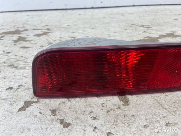 Фонарь противотуманный задний правый Mitsubishi