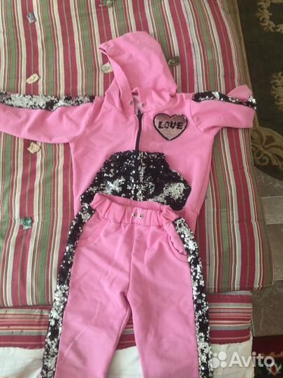 Детский костюм на прогулку. На 1-1,5 года