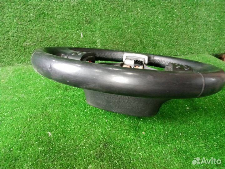 Руль Volkswagen Golf 5 BLG 1.4 2009