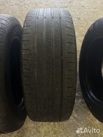 Continental ContiPremiumContact 5 215/60 R16