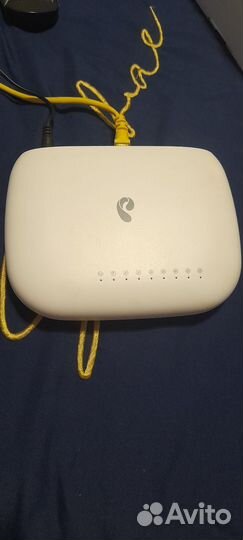 Тв приставка и роутер