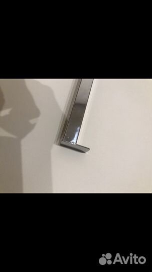 Вешалка настенная металлическая