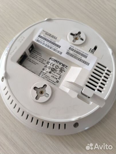 Точка доступа FortiAp 321C