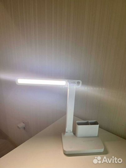 Настольная лампа аккумуляторная светодиодная