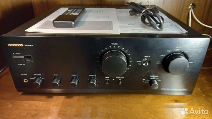 Усилитель Onkyo Integra A-9711