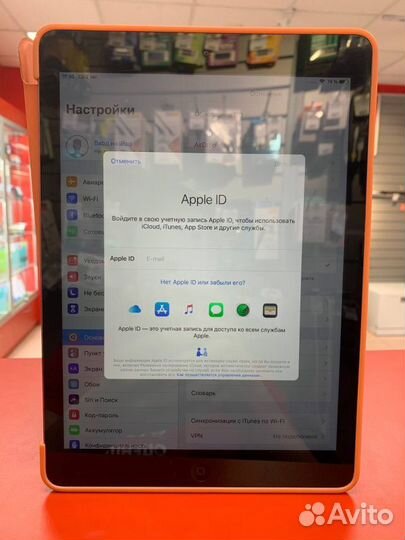 Планшет Apple iPad Air (1-го поколения)