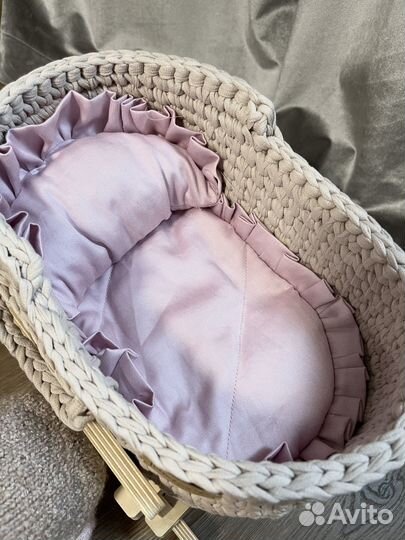 Вязаная люлька переноска для куклы и кукол