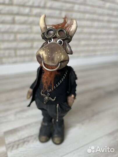 Бык байкер ручная работа