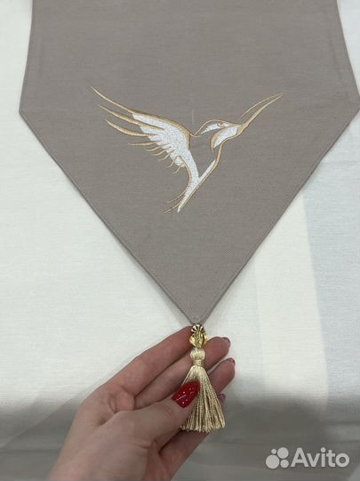 Пензенская ласточка на текстиле