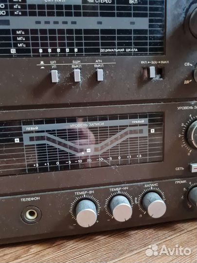 Музыкальный центр radiotehnika с винилом