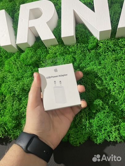 Блок питания 5v на iPhone 8