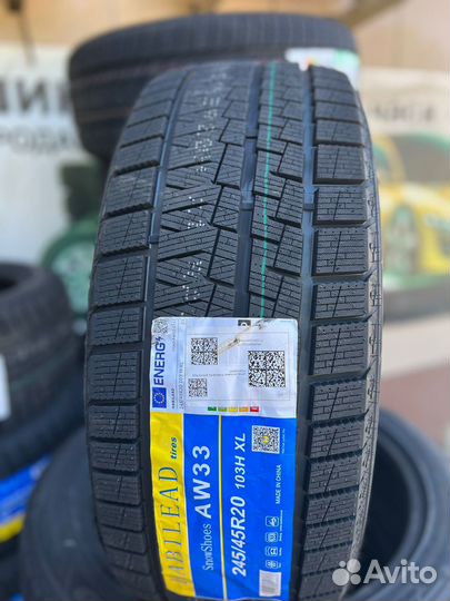 Habilead SnowShoes AW33 245/45 R20 103H