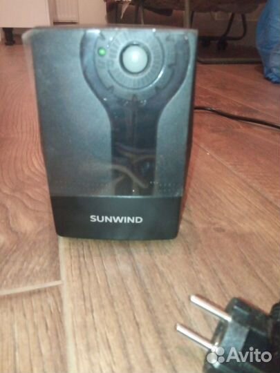 Ибп Sunwind sw650 новый