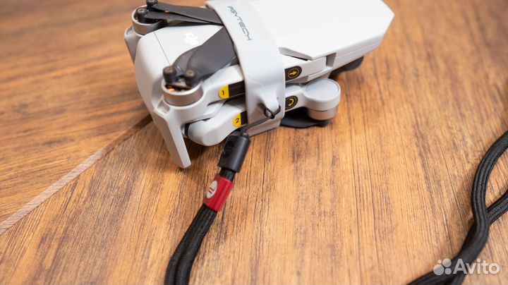 Фиксатор пропеллеров DJI Mavic mini 1,2 и SE