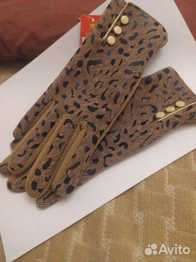 Перчатки кожаные женские