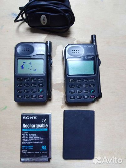 Телефон sony CMD Z-1
