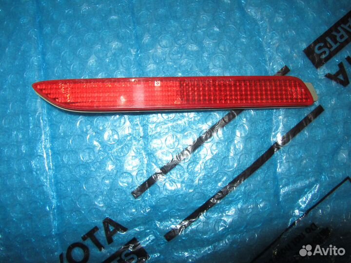 Отражатель задний правый Toyota Camry 50 2011-2014