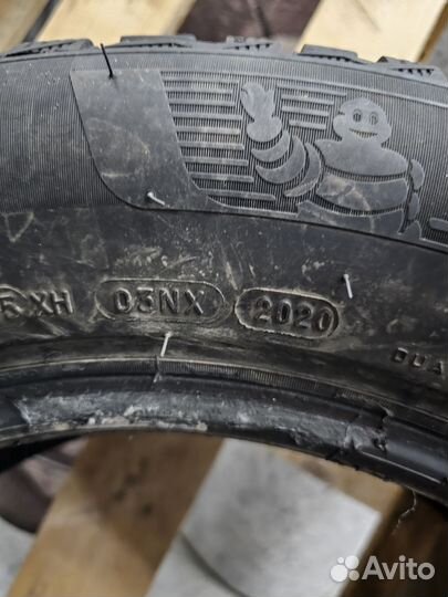 Michelin X-Ice North 4 225/60 R17 103T