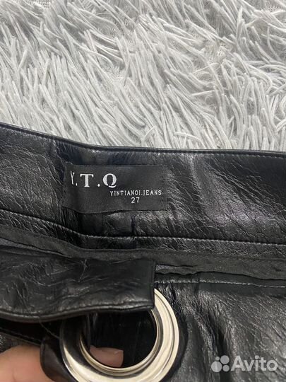 Шорты кожаные