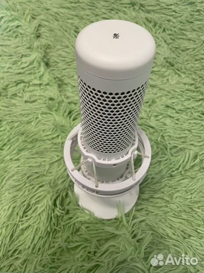 Микрофон HyperX QuadCast S белый