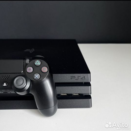 Sony PS4 pro 1 tb