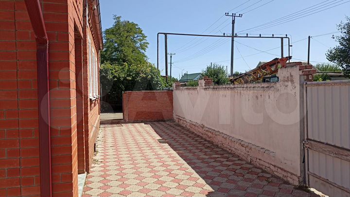 Дом 172 м² на участке 13 сот.