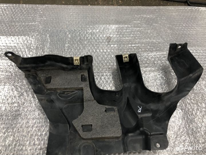 Кожух рулевой рейки передний правый BMW 5 G30