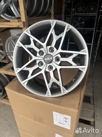 Диски Kia Optima R17 5/114.3 Новые
