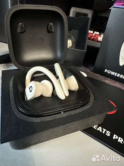 Powerbeats pro
