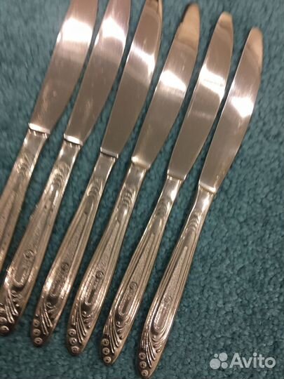 Вилки алюминиевые, ножи металлические (СССР)