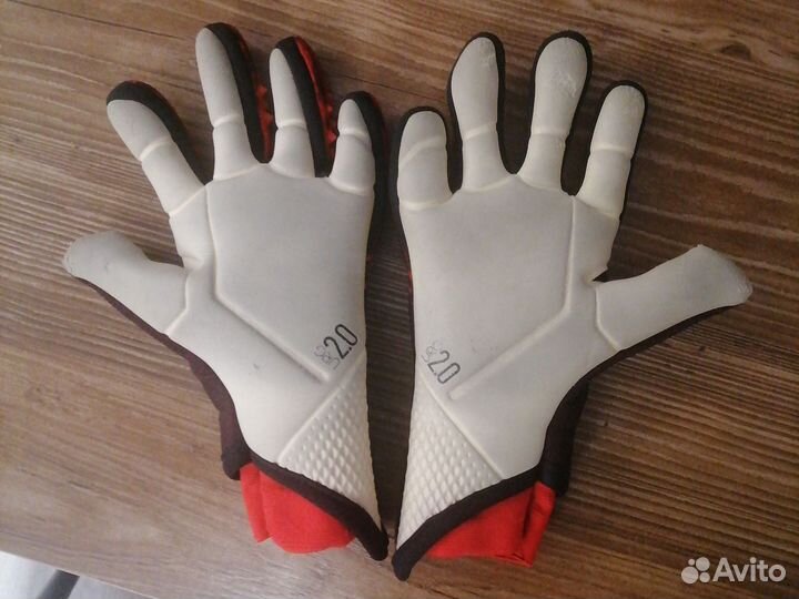 Вратарские перчатки adidas predator pro размер 4