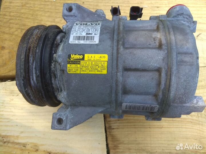 Компресор кондиционера volvo
