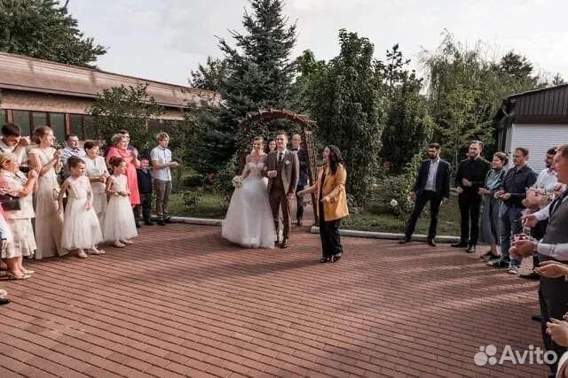 Ведущая и Диджей (Тамада и DJ)