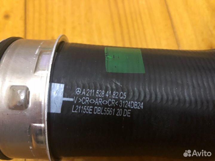 Шланг интеркулера W211 OM646 (2.2 cdi) 2002-2009