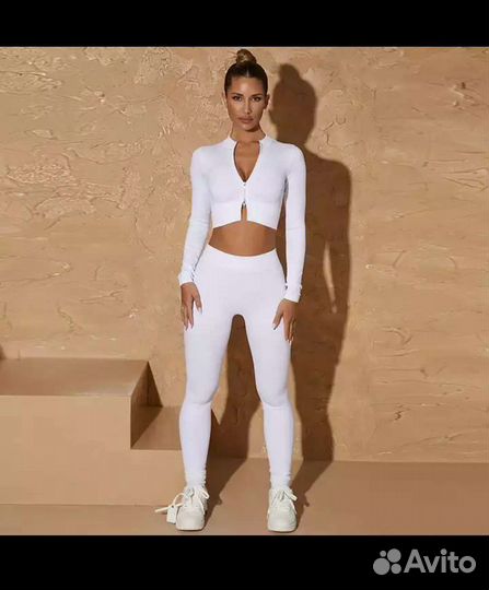 Костюм для фитнеса женский
