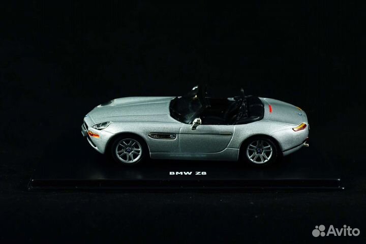 BMW Z8 1:43
