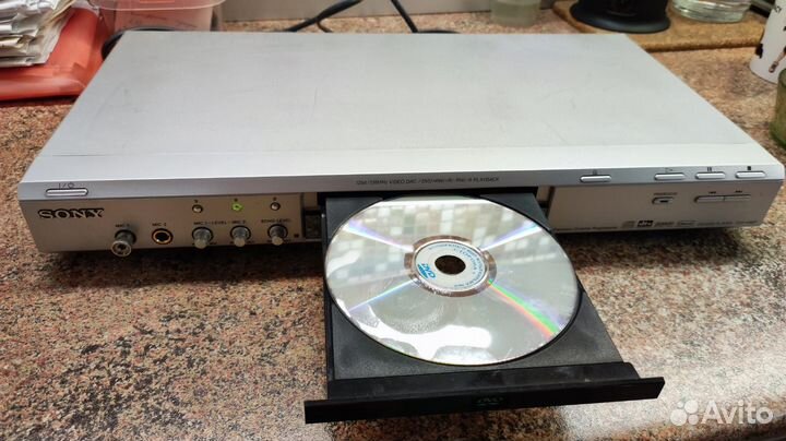 DVD/CD плеер Sony DVP-K86P (караоке)
