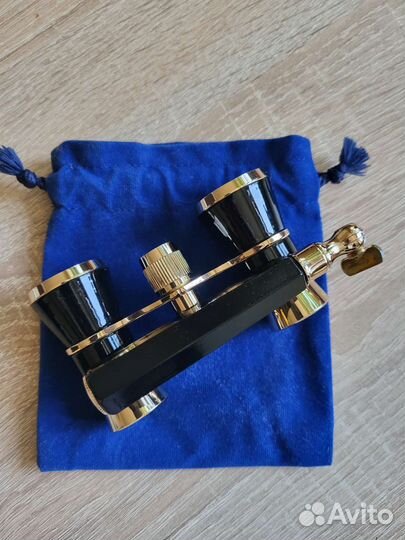 Театральный бинокль-лорнет