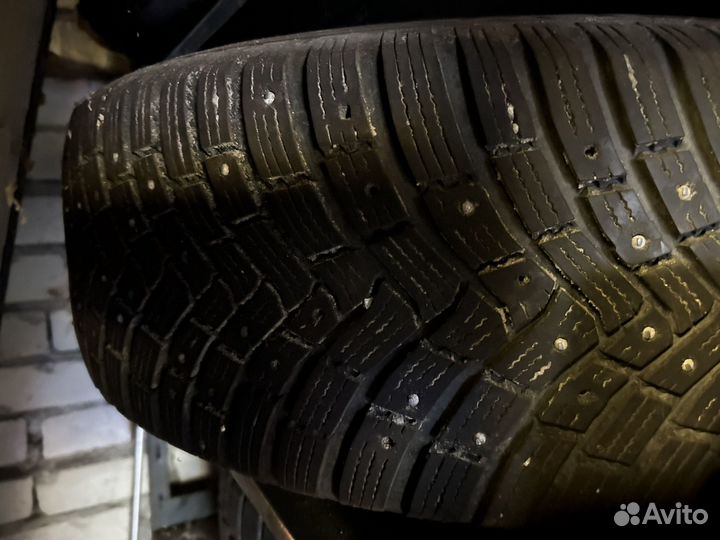 Continental IceContact 3 SUV 235/65 R18