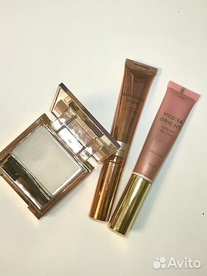 Жидкие румяна и хайлайлер Revolution pro