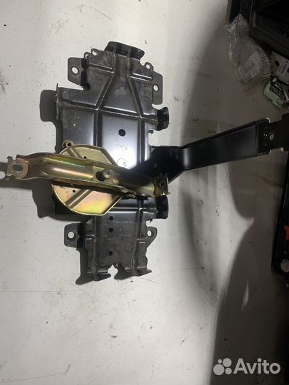 Площадка Акб BMW E46