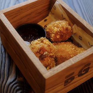 Пивной магазин-бар с бургерами