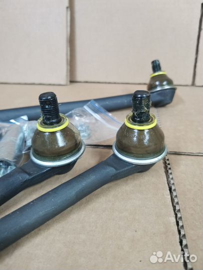 Тяги рулевой трапеции 