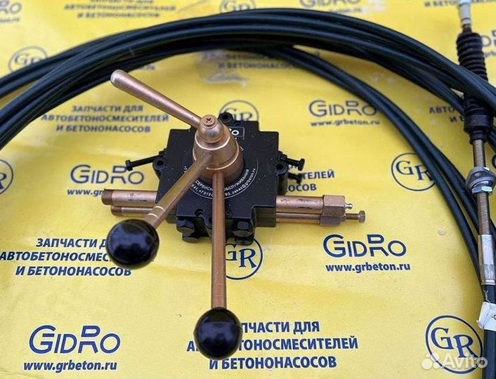 Блок управления однорычажный