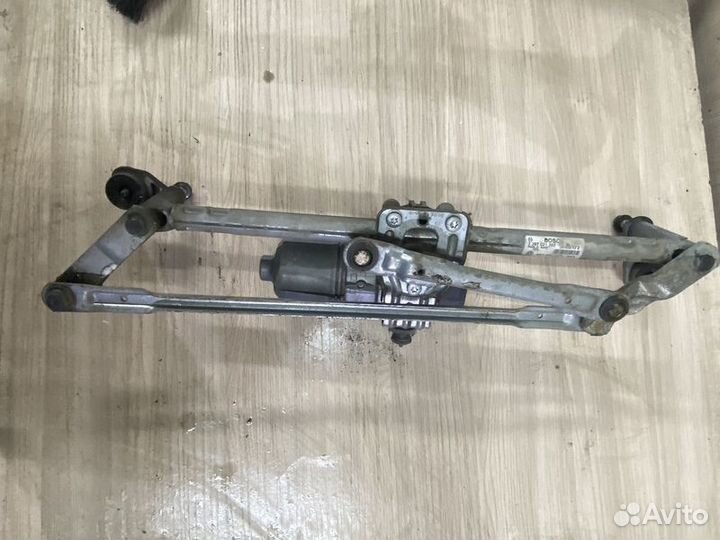 Трапеция стеклоочистителей Volkswagen Polo MK5 с20