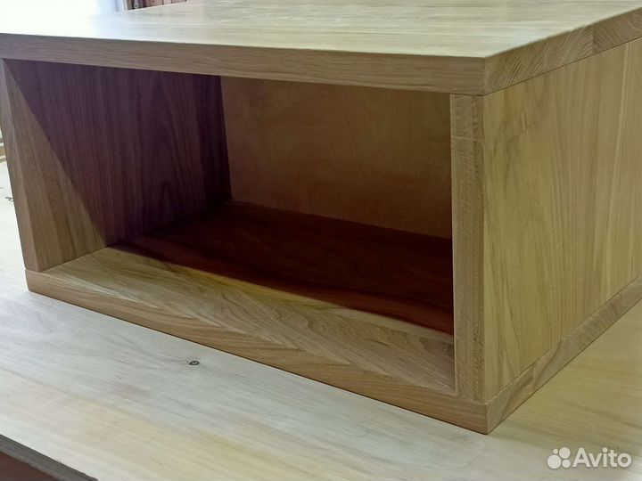 Полка прикроватная. Консоль