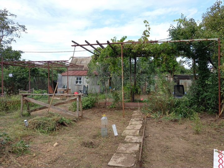 Дом 18 м² на участке 6 сот.