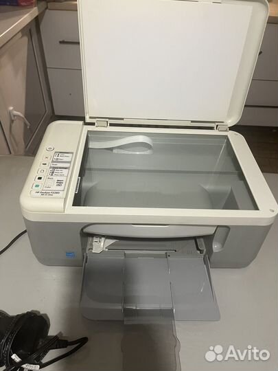 Принтен сканер копир HP Deskjet F2280