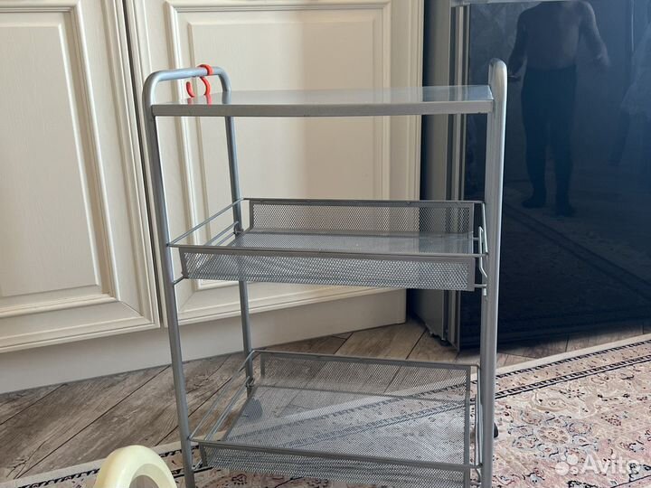 Тележка косметологическая