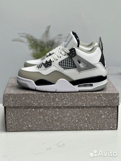 Кроссовки nike air jordan 4 retro